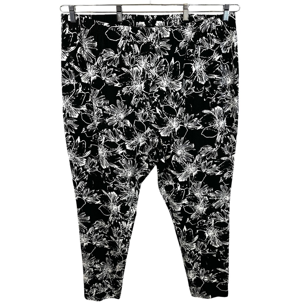 Roamans Plus Size 30/32W Leggings 3X Black White Floral Cotton Coastal 1548